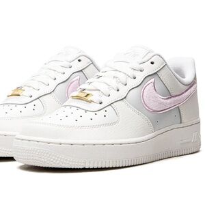 AIR FORCE 1 07 WMNS “Regal Pink” in Box